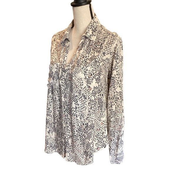 Velvet Heart Snake Print Rayon Long Sleeve Blouse Flowy V Neck, Medium - Picture 12 of 12